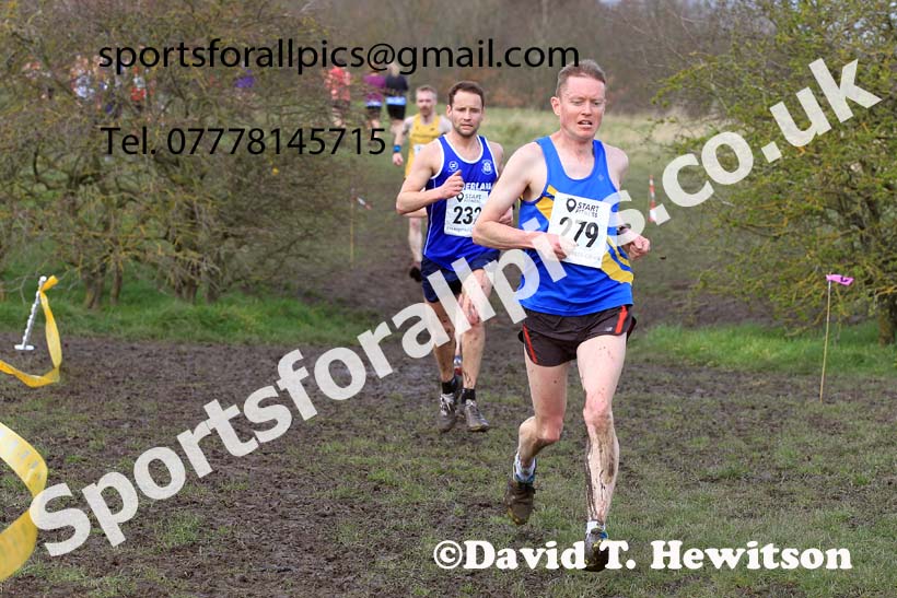 Men 35 to 60 in the 2023 BMAF Cross Country Champs., Wallsend. Photo: David T. Hewitson/Sports for All Pics